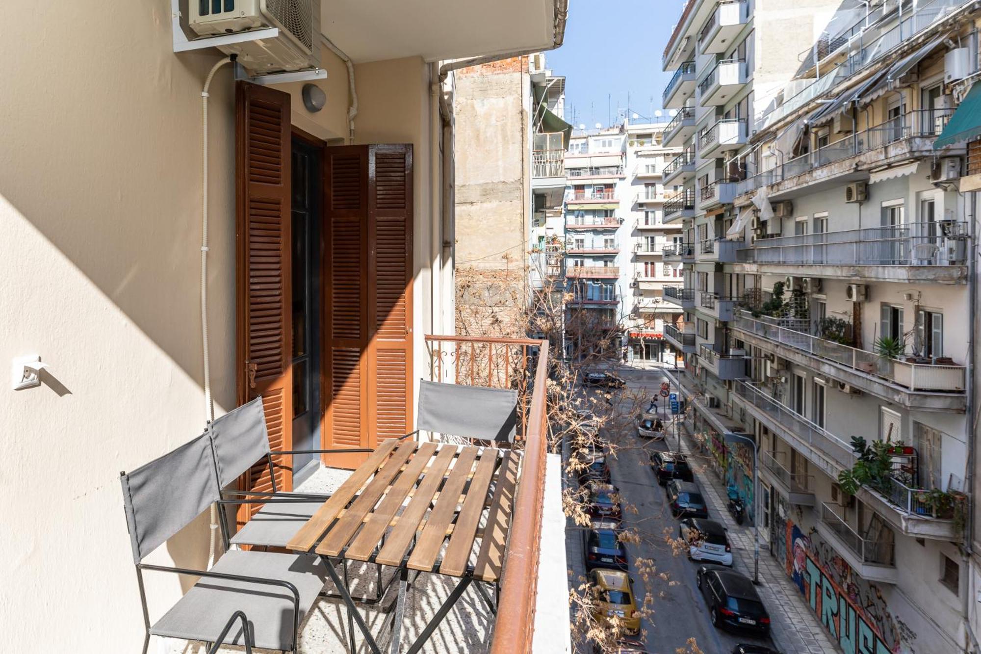 Vista By Halu!: Spacious City Centre Home Thessaloniki Exterior photo